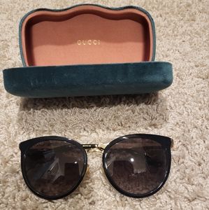Gucci women sunglasses(authentic)